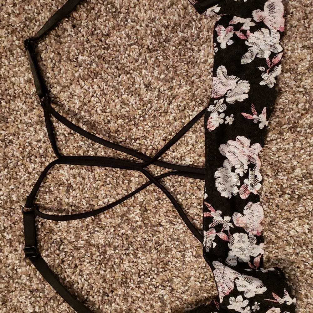 Victoria Secret Pink push up bra - Picture 2 of 4